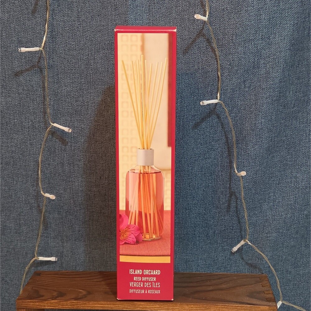 Pier 1 Imports Island Orchard Reed Diffuser 8oz Nostalgic New SKU 2145818